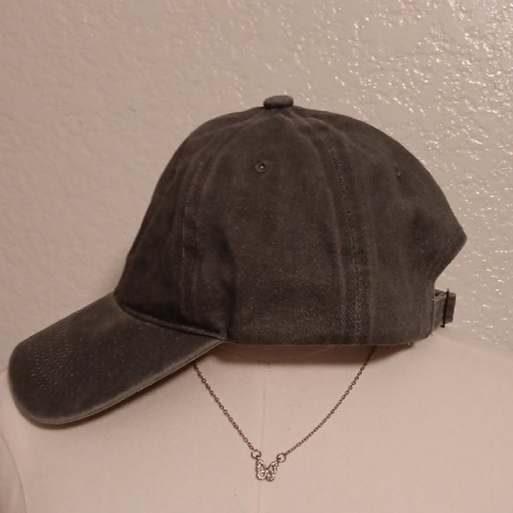 SHEIN Preloved Gray Embroidered Cap - Picture 4 of 6